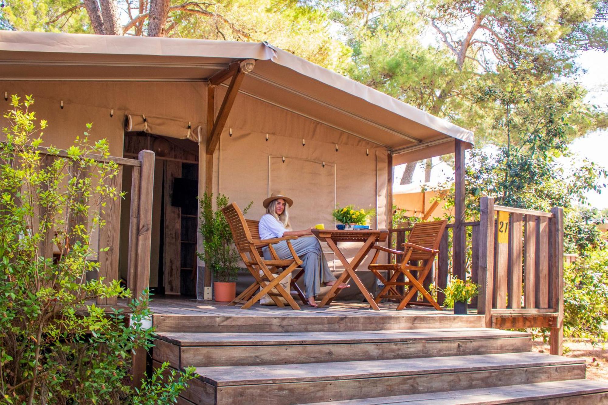Zaton Holiday Resort Glamping Tents Nin Kültér fotó