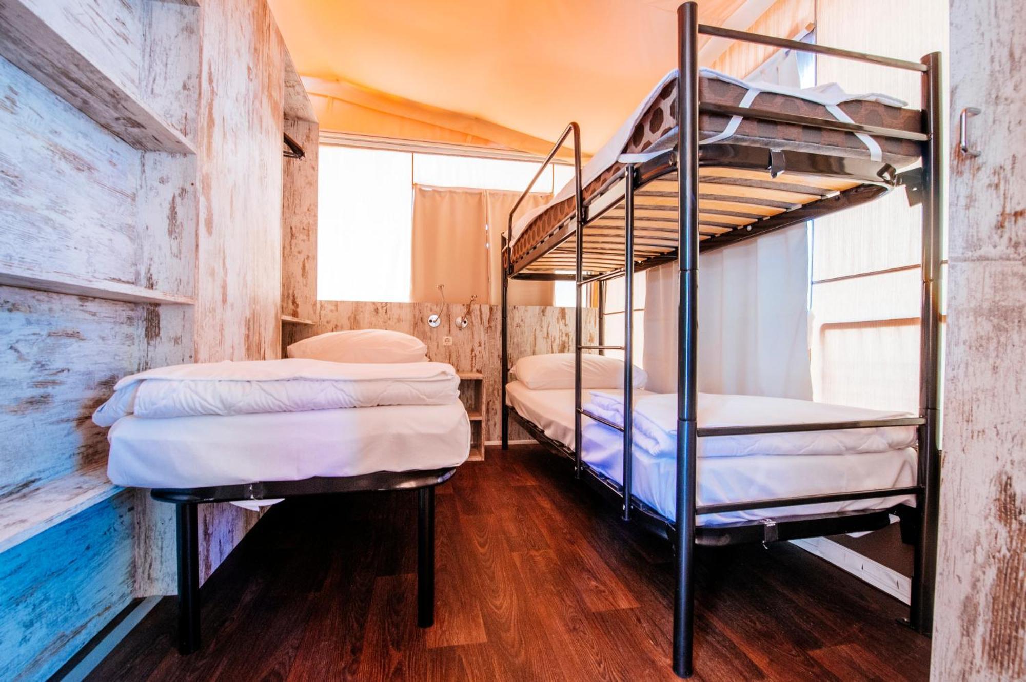 Zaton Holiday Resort Glamping Tents Nin Szoba fotó
